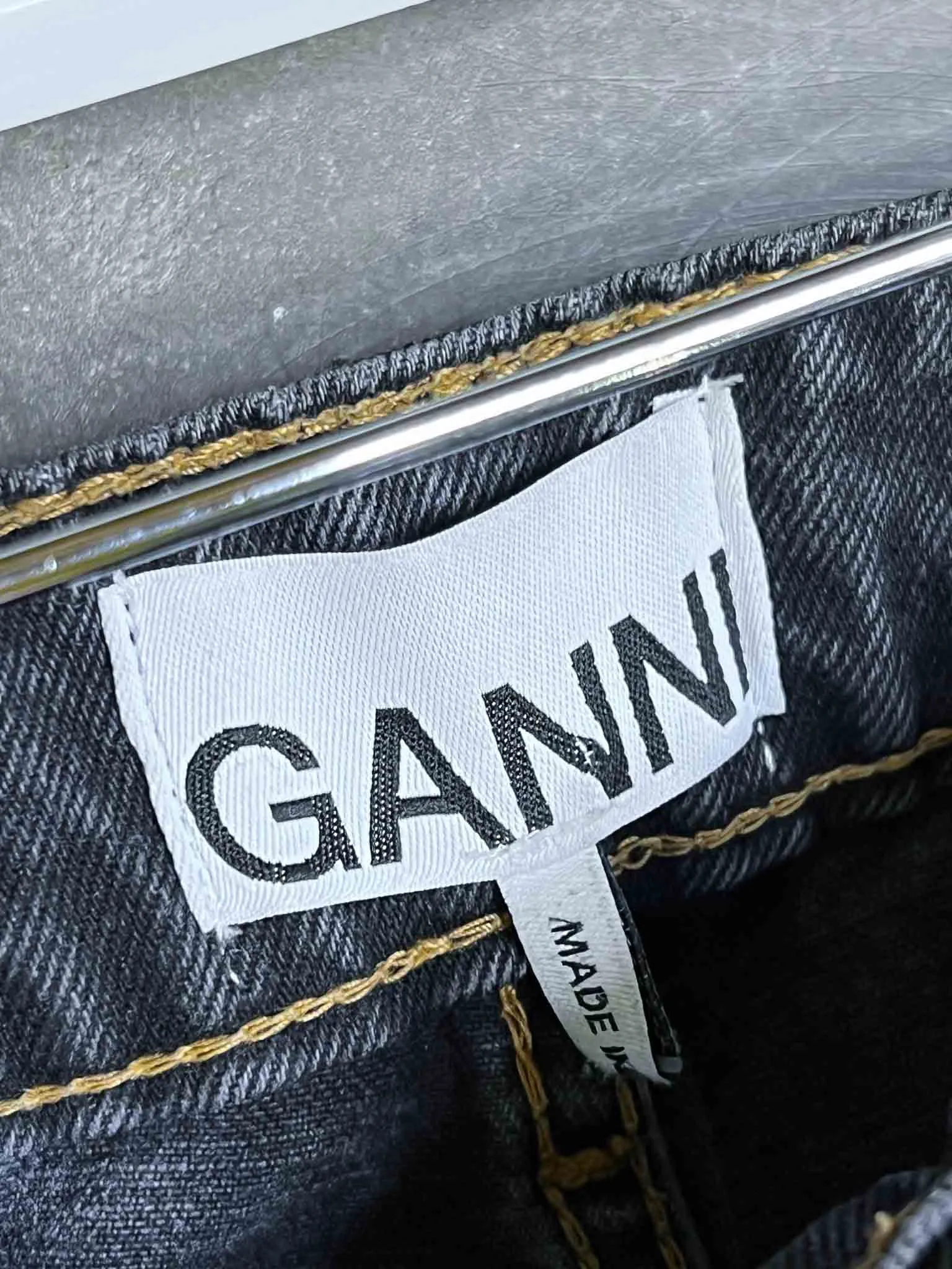 Size 26 | Ganni Angi Jeans