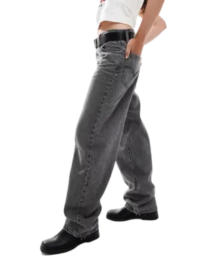 Size 28 | Levi's Baggy Dad Jeans