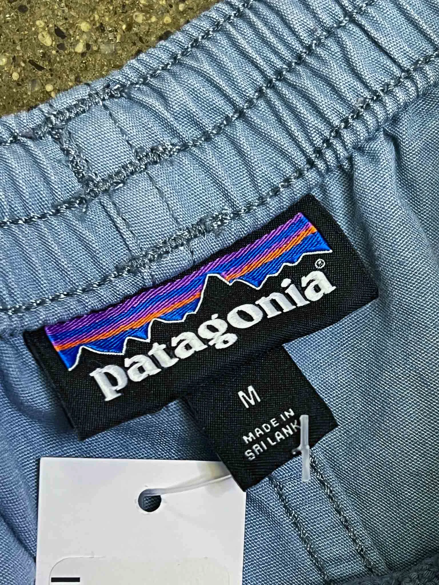 Size M | Patagonia Cargo Pants