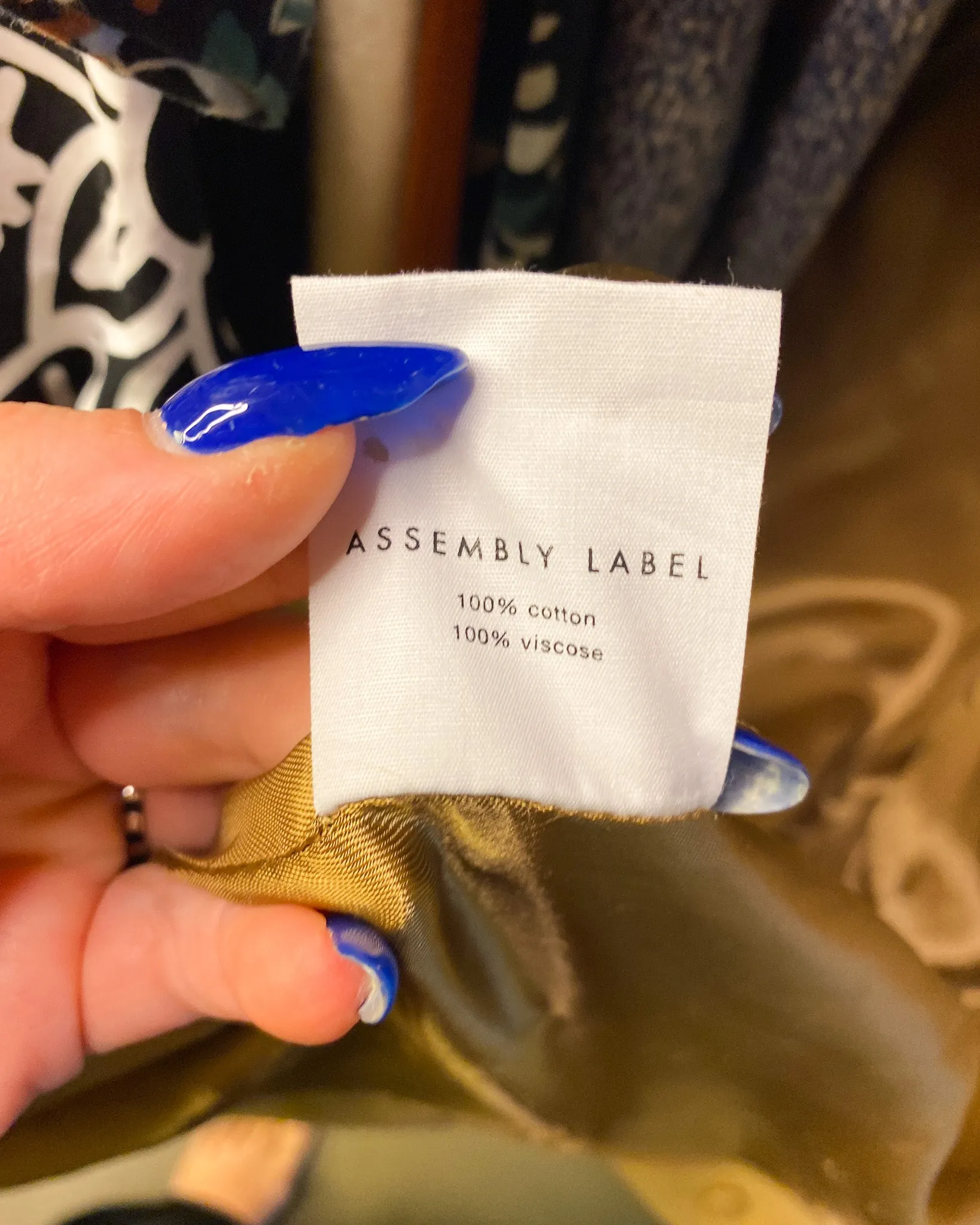 Size M/L | Assembly Label Cotton Trench Coat